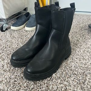 Black a new day boots size 8.5